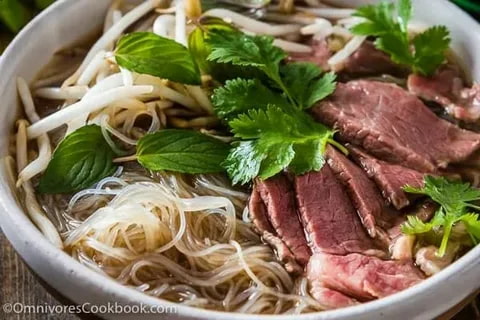 تصویر 4 از قیمت خرید نودل گوشت با طعم پنیر دودی عمده به صرفه و ارزان